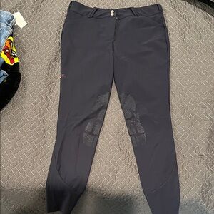Stylish Women's Black Riding Pants